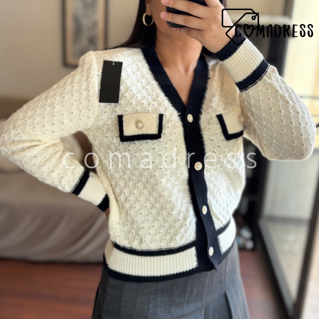Sweater Minji