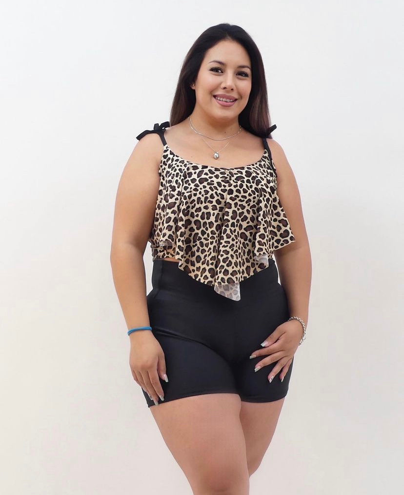Short Tiro alto