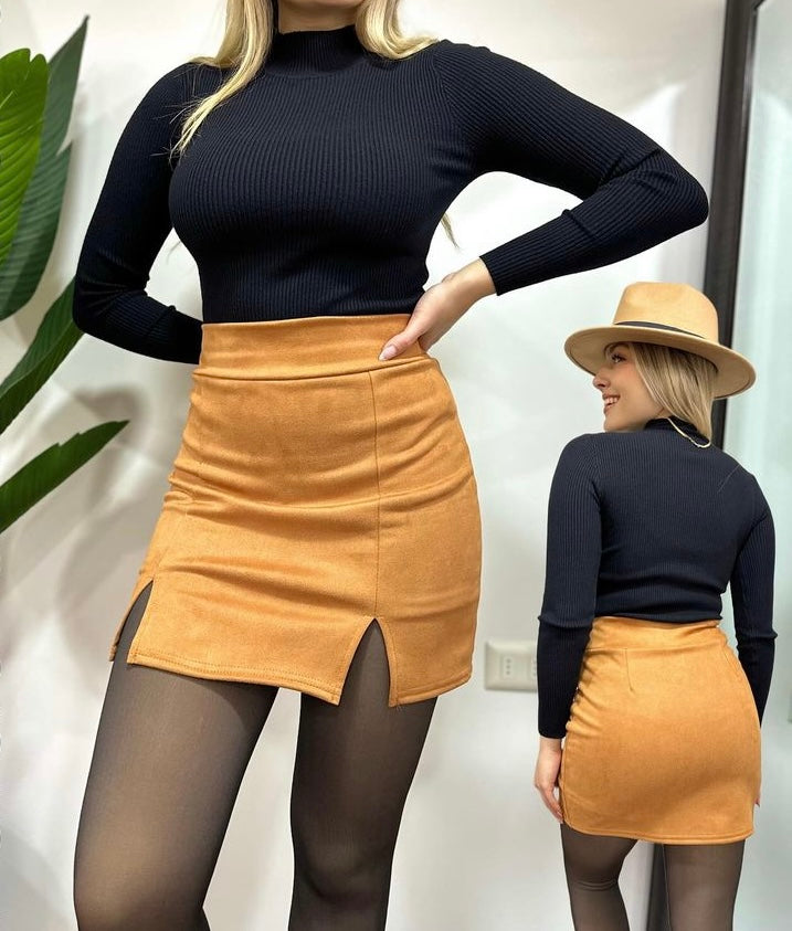 Falda con Short Interior GAMUZA