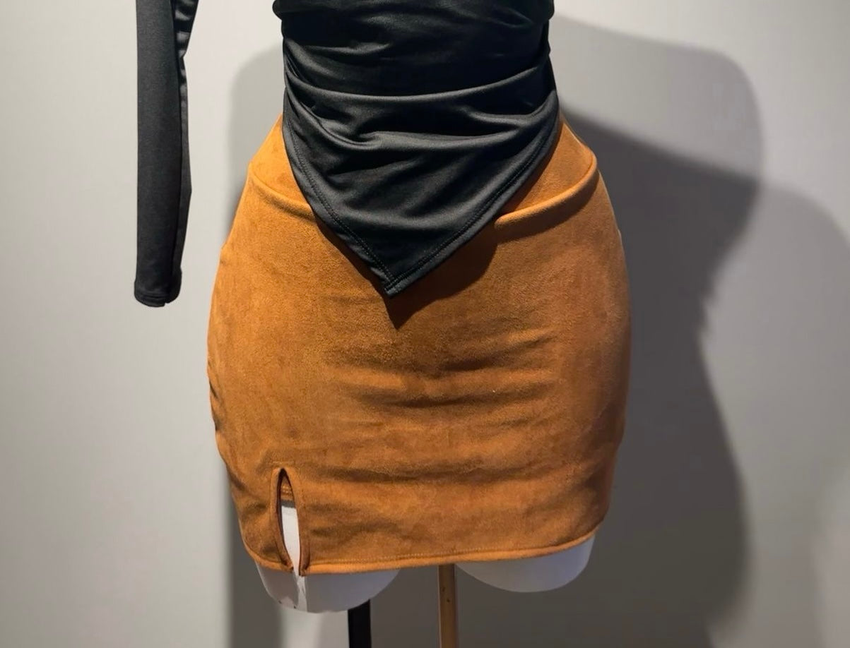 Falda con Short Interior GAMUZA (1 abertura)