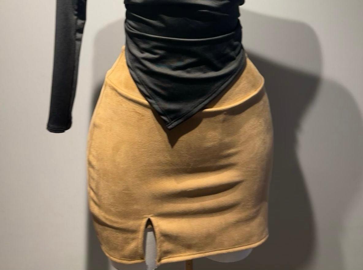 Falda con Short Interior GAMUZA (1 abertura)