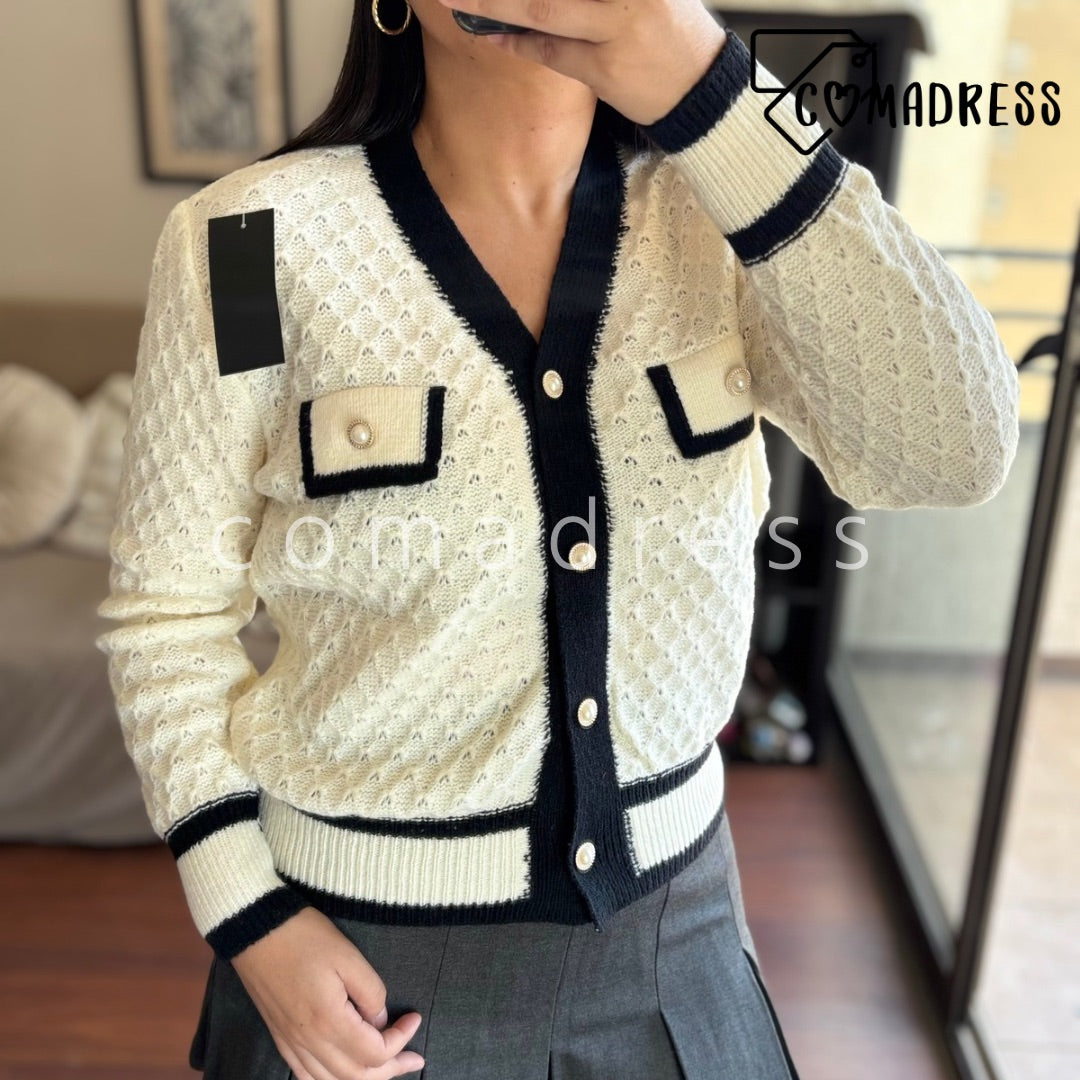 Sweater Minji